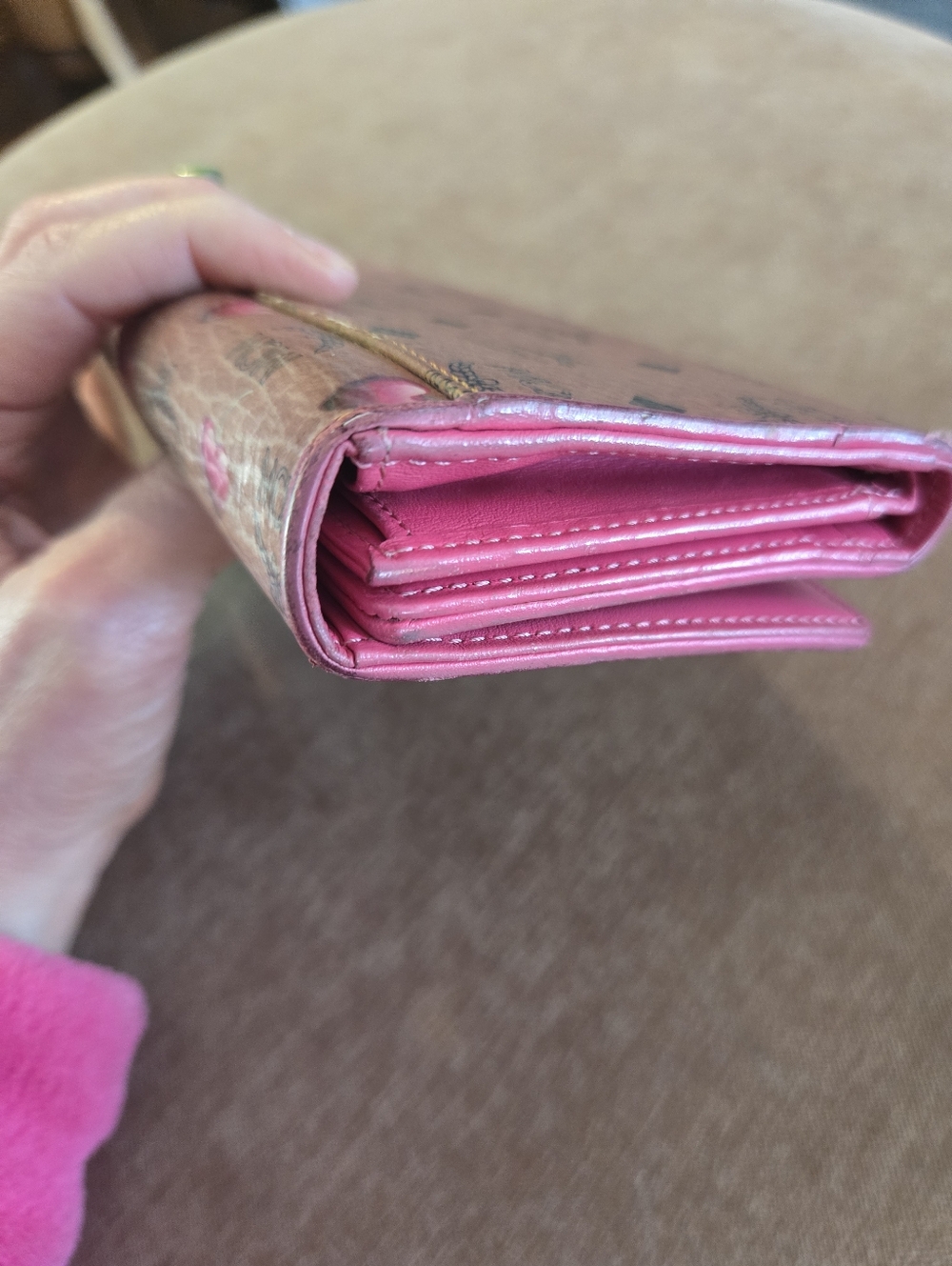 MCM Sweet Visetos Wallet - Picture 13 of 14